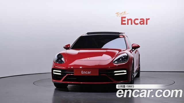 Porsche Panamera 2023 — photo 3