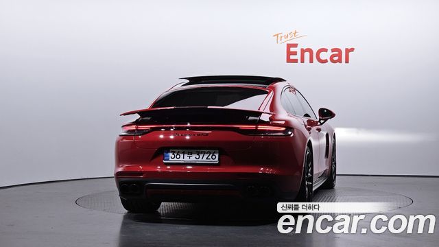 Porsche Panamera 2023 — photo 4