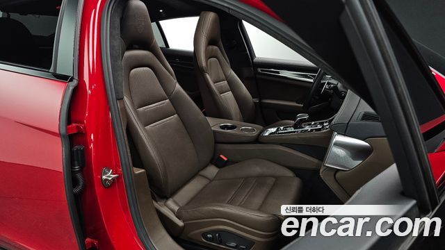 Porsche Panamera 2023 — photo 10