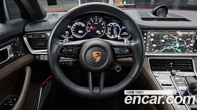 Porsche Panamera 2023 — photo 14