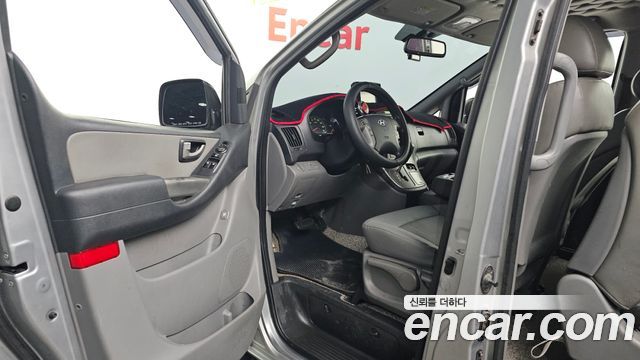 Hyundai Starex 2014 — photo 10