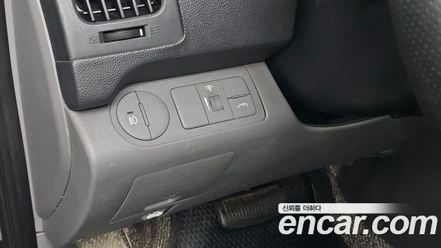 Hyundai Starex 2014 — photo 15