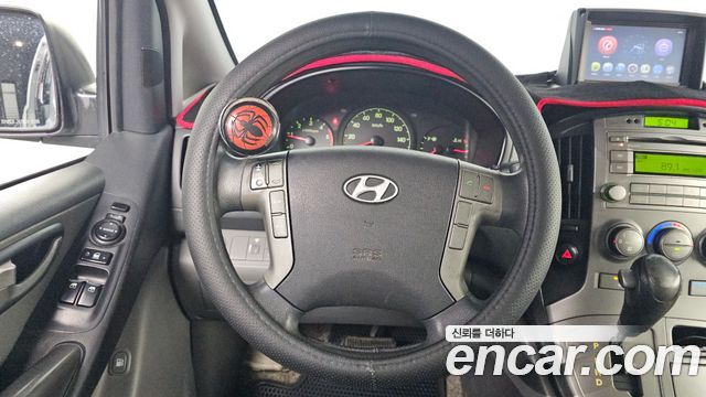 Hyundai Starex 2014 — photo 16