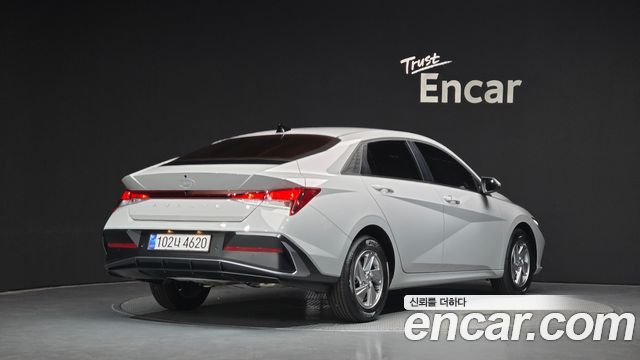 Hyundai AVANTE 2026 — photo 2