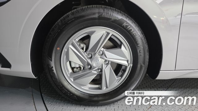 Hyundai AVANTE 2026 — photo 5