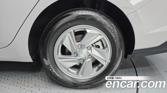Hyundai AVANTE 2026 — photo 7