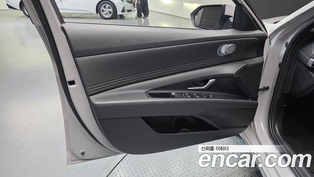 Hyundai AVANTE 2026 — photo 14