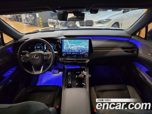 Lexus RX 2025 — photo 7
