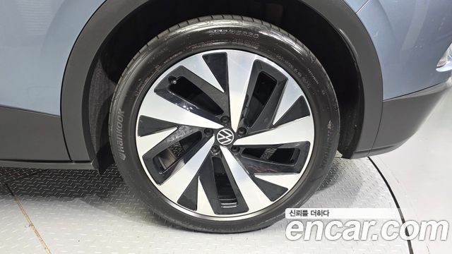 Volkswagen ID.4 2023 — photo 5