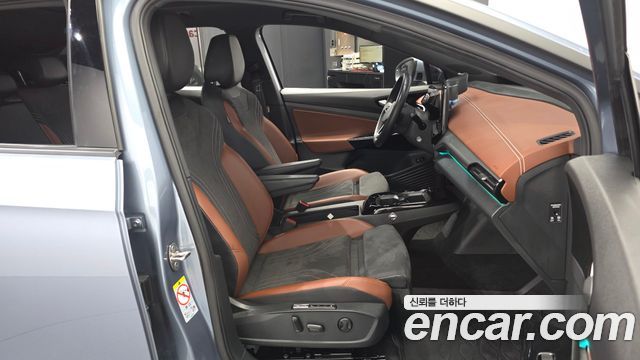 Volkswagen ID.4 2023 — photo 17