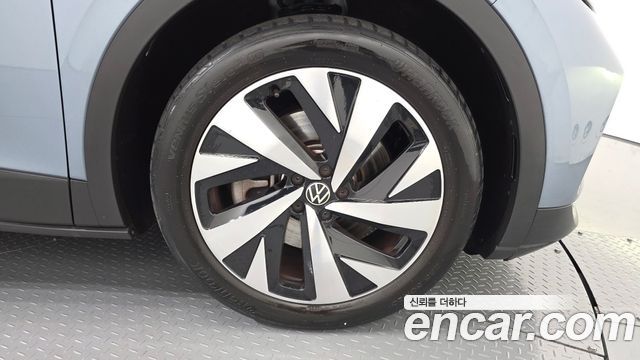 Volkswagen ID.4 2023 — photo 7