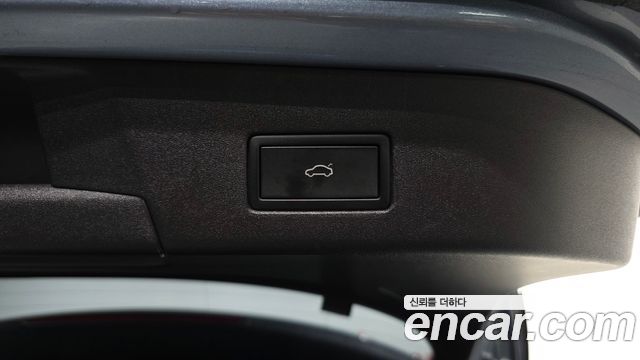 Volkswagen ID.4 2023 — photo 29