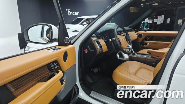 Land Rover Range Rover 2018 — photo 13
