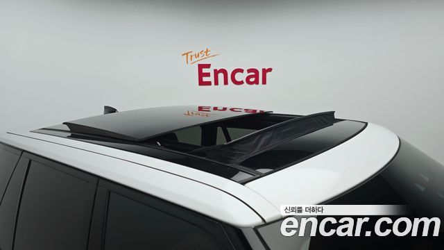 Land Rover Range Rover 2018 — photo 17