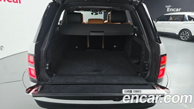 Land Rover Range Rover 2018 — photo 28