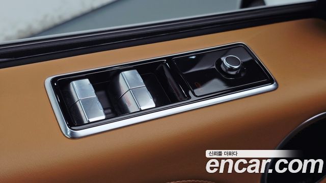 Land Rover Range Rover 2018 — photo 37