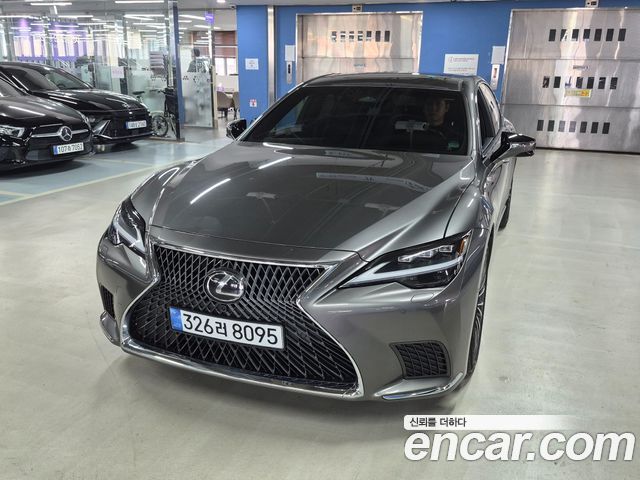 Lexus LS 2024 — photo 3