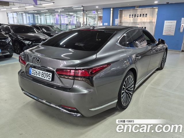 Lexus LS 2024 — photo 4