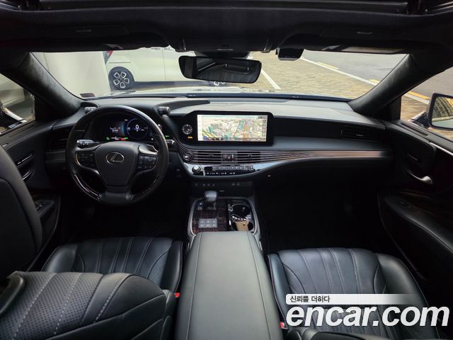 Lexus LS 2024 — photo 7