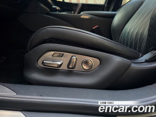 Lexus LS 2024 — photo 15