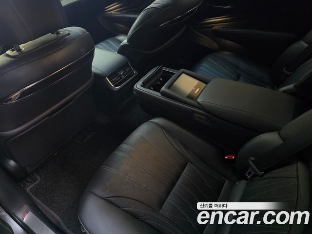 Lexus LS 2024 — photo 18