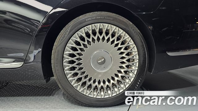 Genesis G90 2019 — photo 7