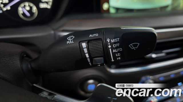 Genesis G90 2019 — photo 29