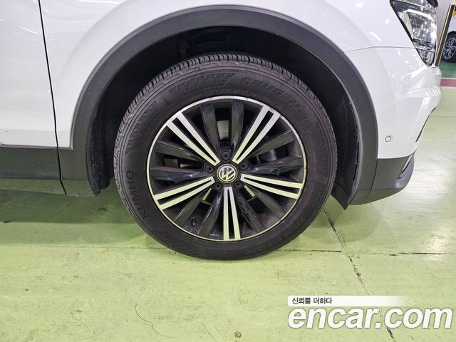 Volkswagen Tiguan 2020 — photo 5