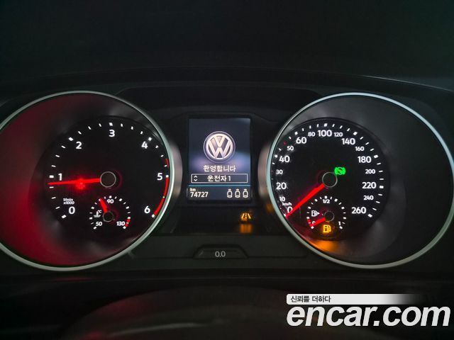 Volkswagen Tiguan 2020 — photo 8