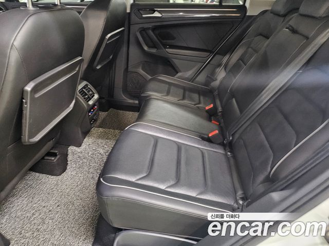 Volkswagen Tiguan 2020 — photo 10
