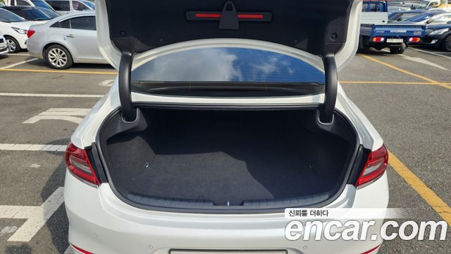 Hyundai Grandeur 2018 — photo 16