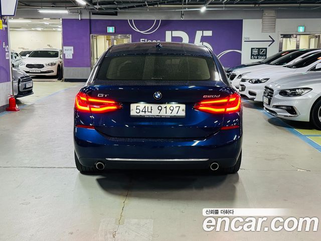 BMW Gran Turismo 2019 — photo 2