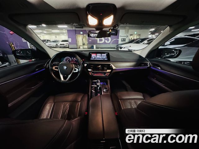 BMW Gran Turismo 2019 — photo 7
