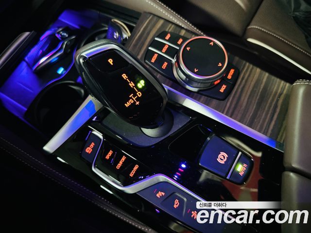 BMW Gran Turismo 2019 — photo 9