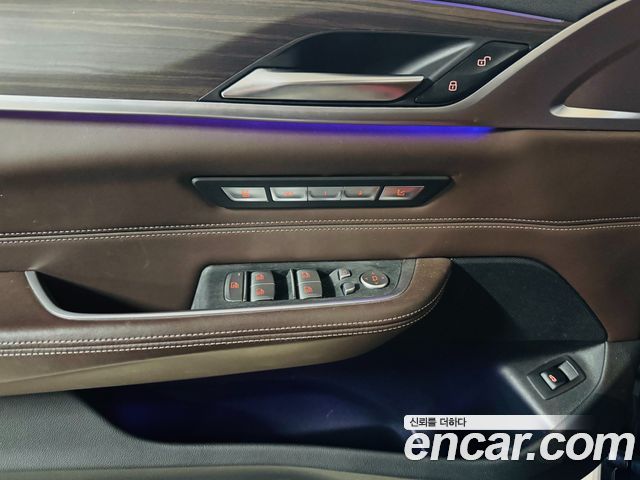 BMW Gran Turismo 2019 — photo 11