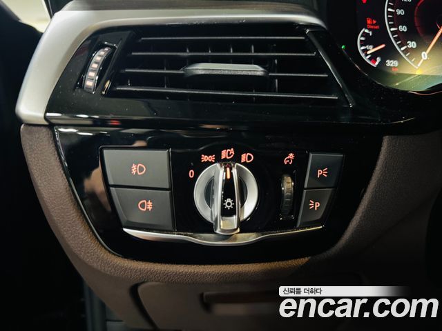 BMW Gran Turismo 2019 — photo 18