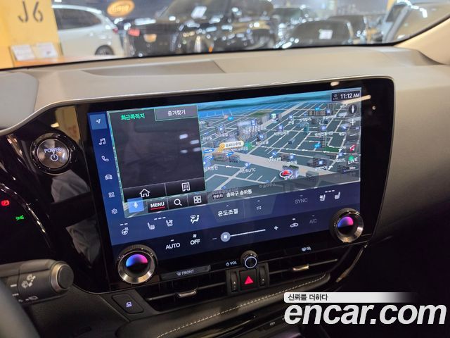 Lexus NX 2025 — photo 11