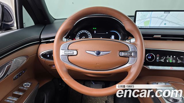 Genesis GV70 2022 — photo 18
