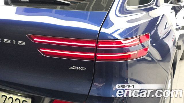 Genesis GV70 2022 — photo 9