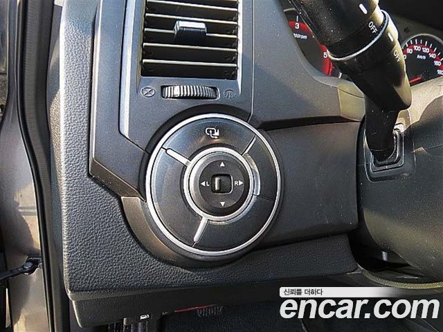 KG Mobility KORANDO 2013 — photo 15