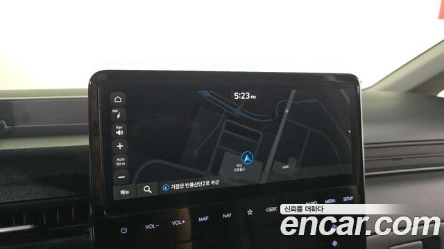 Hyundai Staria 2025 — photo 21