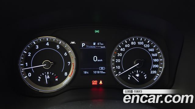Hyundai Venue 2022 — photo 8