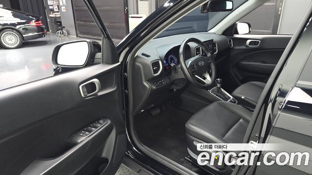 Hyundai Venue 2022 — photo 10