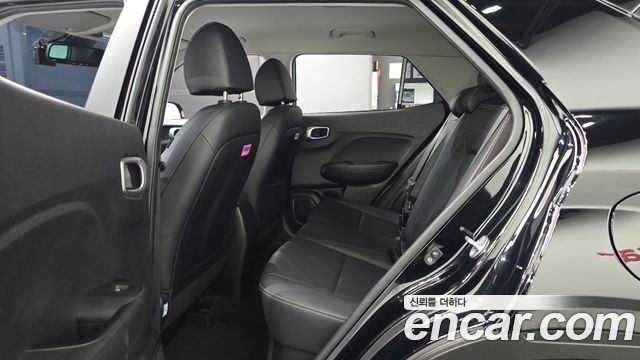 Hyundai Venue 2022 — photo 11