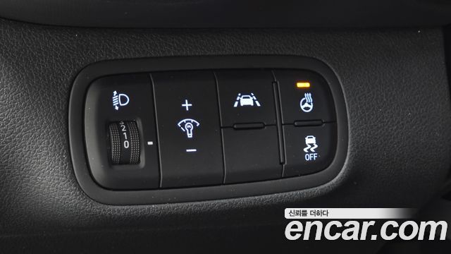 Hyundai Venue 2022 — photo 15