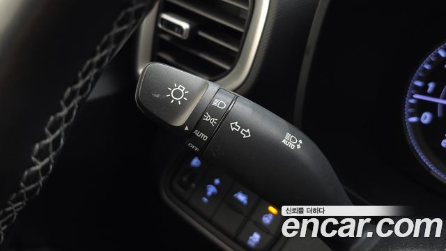 Hyundai Venue 2022 — photo 16