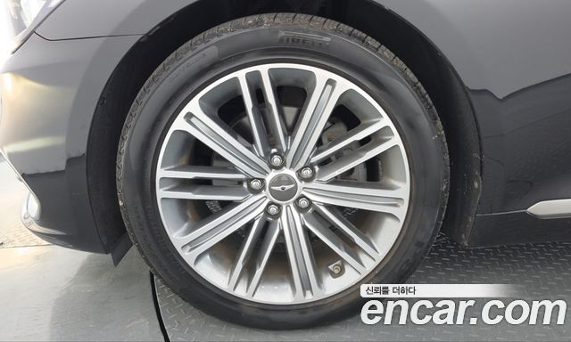Genesis G80 2018 — photo 4