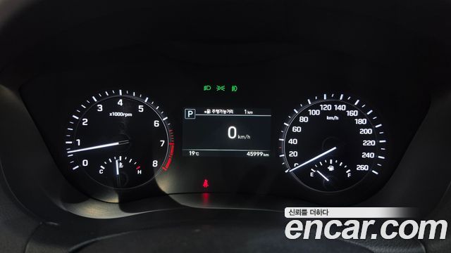 Genesis G80 2018 — photo 11