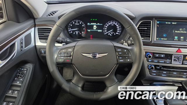 Genesis G80 2018 — photo 20