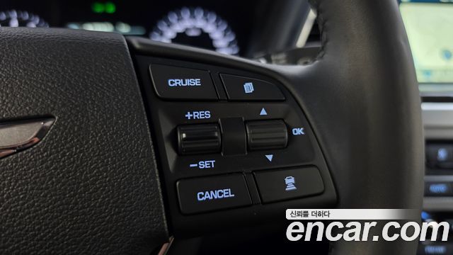 Genesis G80 2018 — photo 23